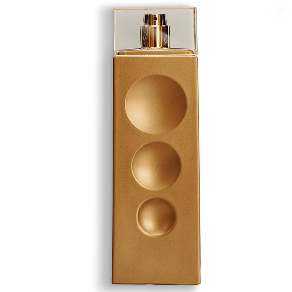 O resultado de Make Me Fever Gold, da Mahogany, é um perfume luminoso, sofisticado e confortável, com aquele característico aroma de riqueza discreta que costuma agradar mulheres que apreciam fragrâncias clássicas