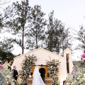 Decoração do casamento de Giovanna Lancellotti e Gabriel David foi feita nos mínimos detalhes