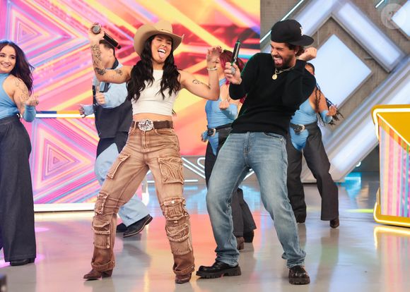 Ana Castela e Zé Felipe já viajaram juntos em família e tem ficado sempre juntos nos últimos tempos