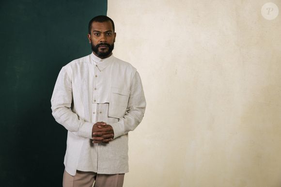 João Rubens (Samuel de Assis) brilhando nas cenas de 'Três Graças'