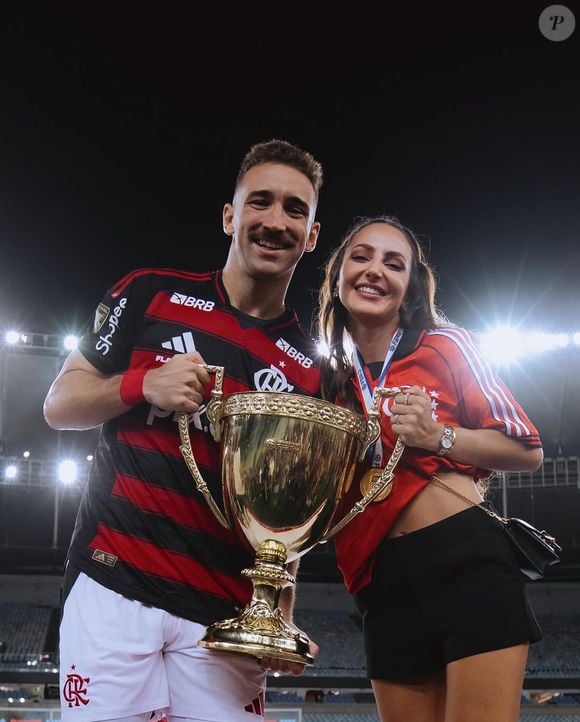 O casal segue firme no amor e em maio de 2025 realizou um ensaio de pré-casamento com um discurso digno de princesa — e, vale destacar, ela aceitou o pedido oficialmente em dezembro de 2024.