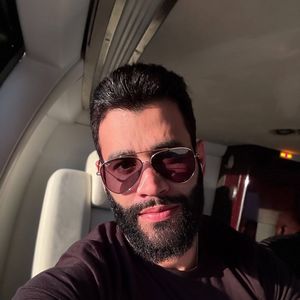 Gusttavo Lima está fora da Festa do Peão de Barretos por conta de impasses na negociação, segundo Leo Dias