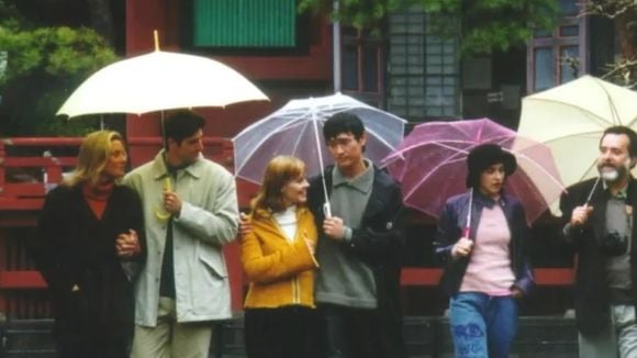 É provavelmente a música mais famosa da história das novelas do Brasil: todo mundo já cantarolou pelo menos uma vez na vida essa emocionante melodia lançada há quase 30 anos