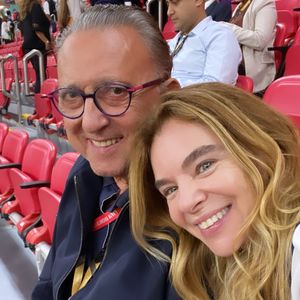 Desirée Soares é a esposa de Galvão Bueno, com quem está casada desde 2000, há 26 anos