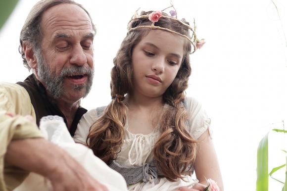 'Dona Beja' acerta em elenco, figurino e caracterização