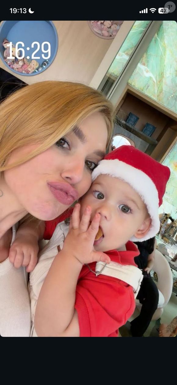 Filho caçula de Virginia Fonseca, José Leonardo surge nos bastidores das cartinhas de Natal e encanta seguidores ao participar do momento em família