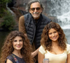 Paula Fernandes e Isadora Cruz nos bastidores da novela 'Quem Ama Cuida'