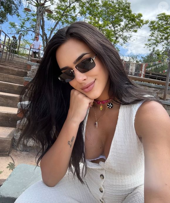 No clique, Bruna Biancardi apareceu segurando Mel em seus braços e deixou a web encantada