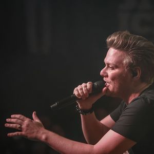 Michel Teló cantou sucessos como 'Ai Se Eu Te Pego', 'Humilde Residência' e 'Beijo, Me Liga', músicas que marcaram o ano de 2012