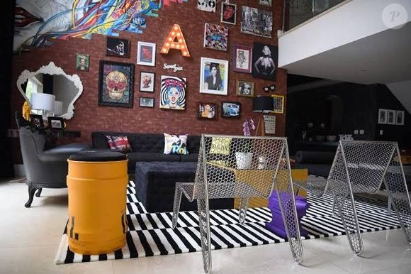 O estilo maximalista da antiga mansão na Barra da Tijuca