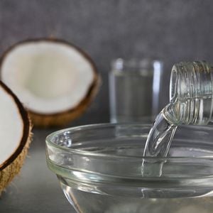 O óleo de coco é ingrediente-chave da receita