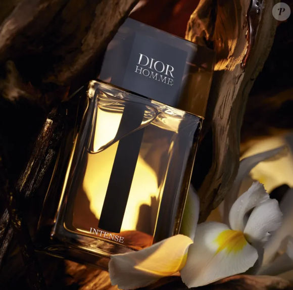 O perfume masculino Homme, de Dior, é muito famoso.