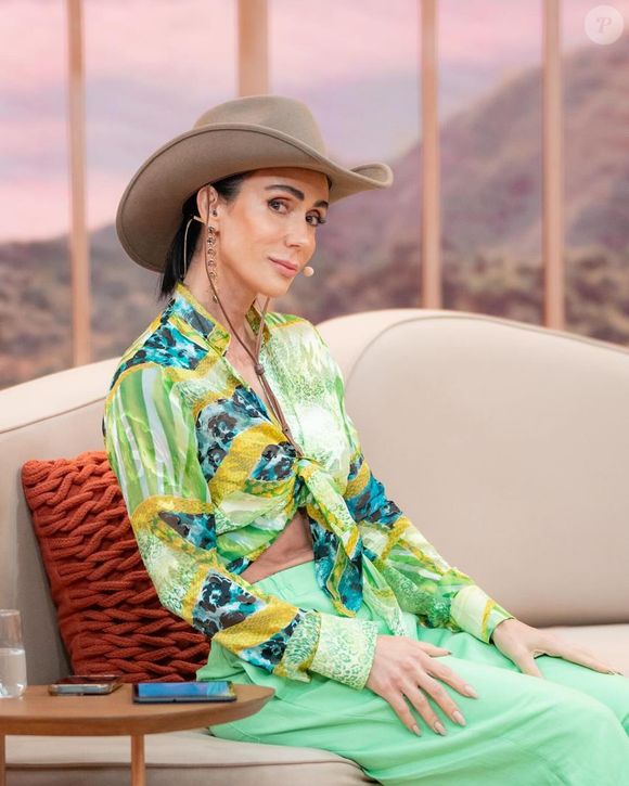 Michelle Barros foi contratada pelo SBT em 2024 para comandar o 'Chega Mais'