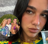 Dua Lipa foi recebida por Angélica e Luciano Huck na mansão do casal, no Rio de Janeiro