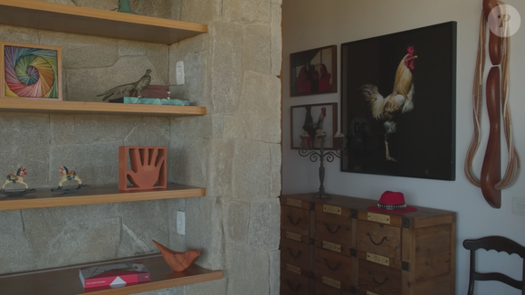 Giovanna Ewbank e Bruno Gagliasso priorizam a decoração rústica nos ambientes do Rancho da Montanha