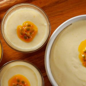 Maíra Cardi ensinou Anitta a fazer um mousse de maracujá fit que era incluído em sua dieta