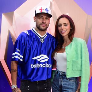 Neymar e Bruna Biancardi participaram da final da Copa do Mundo da Kings League neste sábado (17)