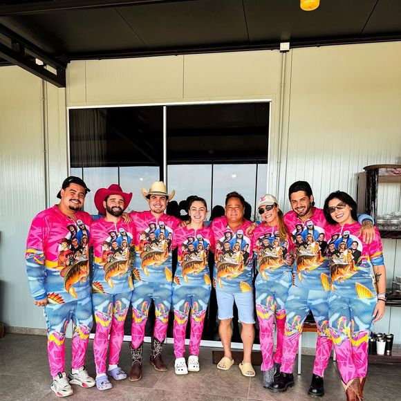 Zé Felipe e Ana Castela fizeram uma viagem recente para o Pantanal entre amigos