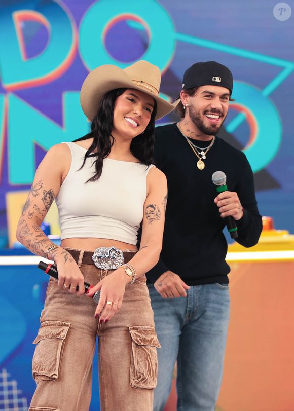 Ana Castela vive um relacionamento com o cantor Zé Felipe