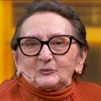 Em noite de Oscar, atriz Tânia Maria, Dona Sebastiana em 'O Agente Secreto', recebe homenagem e chora ao conhecer ídolo da TV