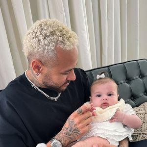 Neymar também foi pai de Helena nos últimos meses