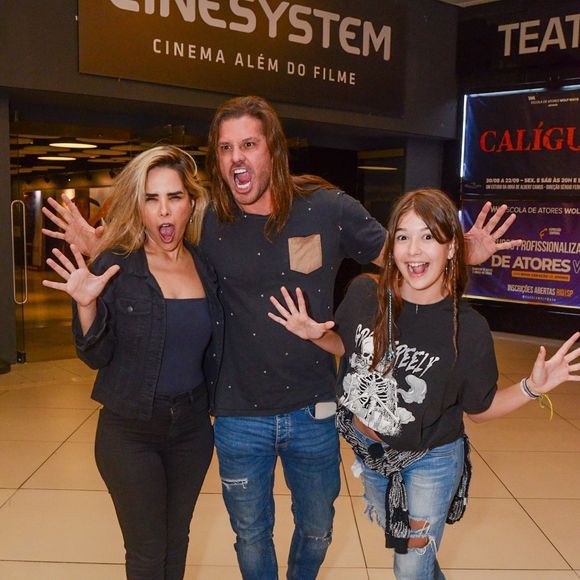 Dado Dolabella retomou nos anos 2020 o namoro com Wanessa Camargo; na foto, casal com Ana Flor, filha do ator e cantor