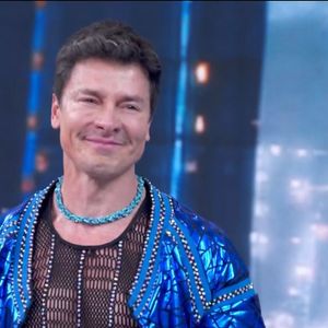 'Sou cercado por mulheres': Faro falou sobre criação pela mãe e avó e o impacto em sua vida pessoal