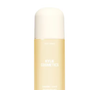 Caramel Cloud (Kylie Cosmetics) aposta na combinação de baunilha, açúcar mascavo e manteiga de pistache para criar uma bruma gourmand confortável e viciante. À venda na Sephora, é ideal para quem ama aquele efeito de 'abraço perfumado'