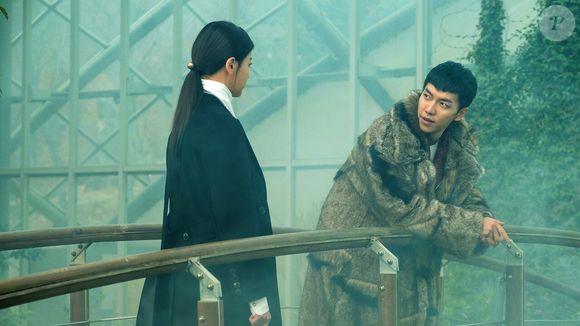 'Uma Odisseia Coreana': uma mulher que vê espíritos se envolve com um ser sobrenatural ligado a antigos acordos mágicos