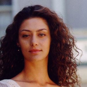 Paola brinca sobre verdadeira gravidez: “Que o senhor não é tão velho quanto imaginava, senhor Francesco”, dirá ela, às gargalhadas.