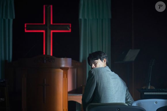 Então, que começa como um 'chamado divino' se transforma em obsessão e desespero por vingança e respostas