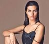 Tuba Büyüküstün como Ada: A médica racional, cética, que vê sua visão de mundo ser desafiada por métodos nada científicos.