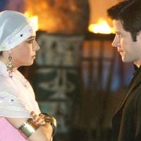 De medo de terrorismo à Ana Paula Arósio no elenco: 25 anos após 'O Clone' estrear na Globo, aqui vão 5 curiosidades que quase mudaram totalmente os rumos da novela