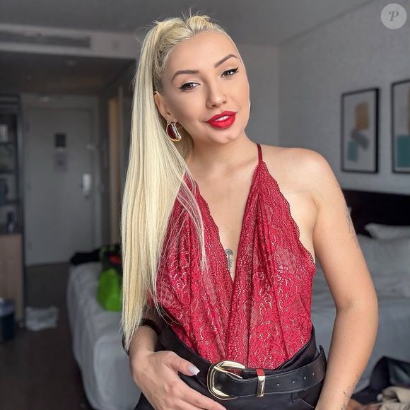 Vidente Chaline Grazik avalia que se Suzane von Richthofen não cuidar do controle emocional, ela tem grandes chances de cometer um novo crime