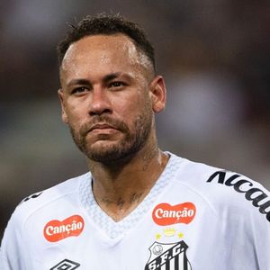 Desta forma, Neymar estaria sendo observado com cautela antes de se colocado como uma opção certeira para a Copa do Mundo