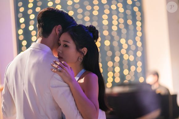 'Beijo Explosivo' estará em exibição na Netflix até o dia 25 de dezembro, em pleno Natal