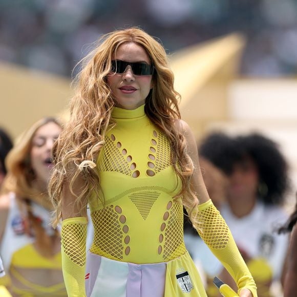 Shakira virou assunto em todo o mundo com seu corpo e disposição na abertura da Copa do Mundo 2026