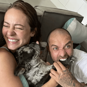 Com quem fica Bruttus Batuque? Após o anúncio do fim do relacionamento de Paolla Oliveira e Diogo Nogueira, fãs se perguntam qual será o destino do bulldog francês adotado pelo casal em 2021