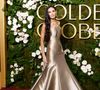 Demi Moore faz sucesso com seus looks super estilosos para as premiações e grandes eventos.