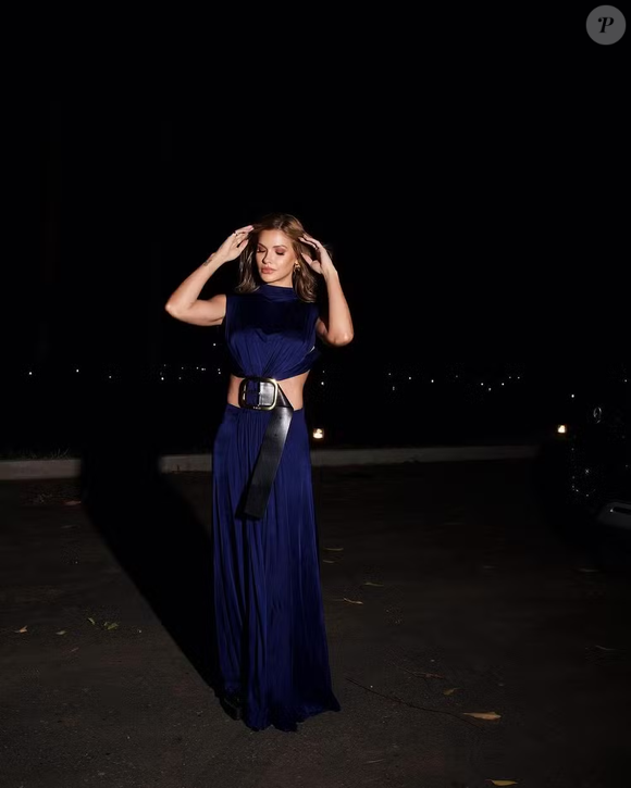 O modelo de costas nuas também foi aposta em Andressa Suita, mulher de Gusttavo Lima, no ano passado.