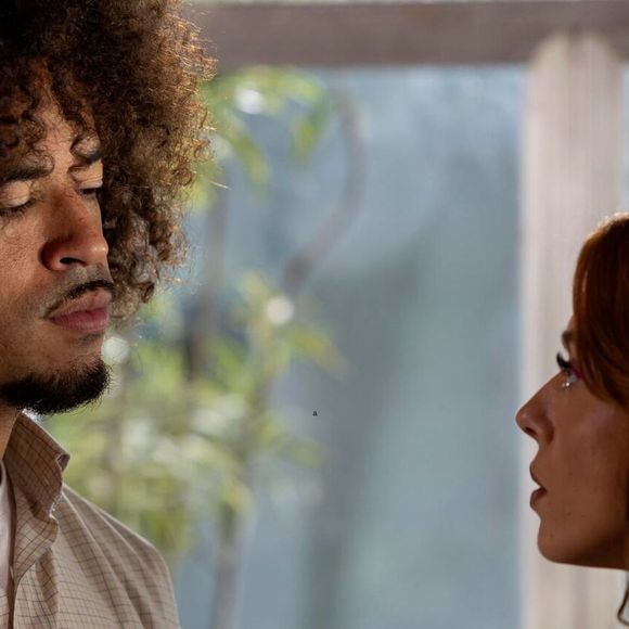 O que acontece com Kami em Dona de Mim? Influenciadora volta a viver um romance com Ryan