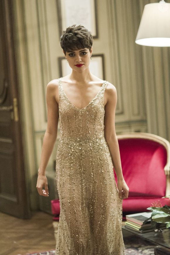 Sophie Charlotte apareceu com o cabelo curtíssimo na novela 'O Rebu', de 2014