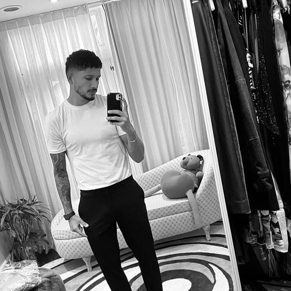 Yuri Lima está envolvido em uma nova confusão, mais de um ano após ser pego em conversas quentes com uma atriz pornô