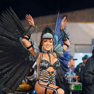 Mulher Abacaxi recolheu assinaturas para convencer a diretoria da Grande Rio de que Virgínia Fonseca não deveria assumir o cargo