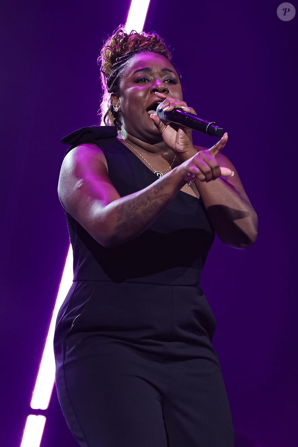 'The Voice Brasil' no SBT: Duda Rocha foi escolha de Mumuzinho; artista começou na música aos 5 anos