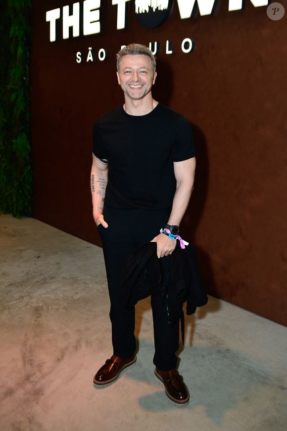 Lucas Lima também optou pelo all black para o The Town 2025