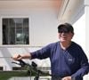 Amado Batista é fã de pedalar, hábito adquirido na adolescência. Cantor já chegou a 100kg