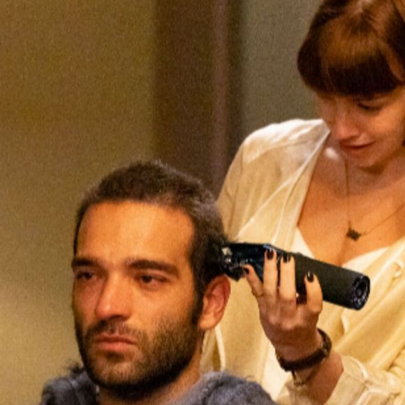 Solange corta o cabelo de Afonso após descoberta de leucemia