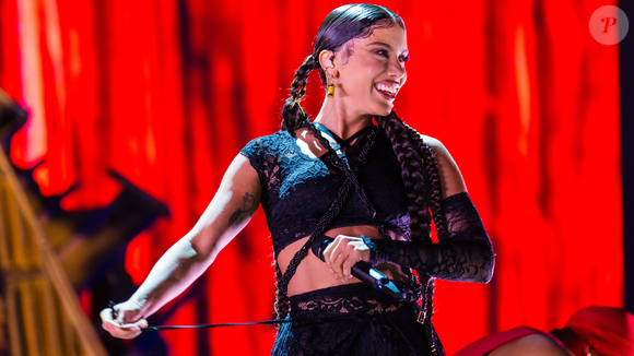 Anitta apresentou as faixas do álbum EQUILIBRIVM