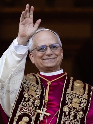 O gesto comovente de Papa Leão XIV que demonstrou grande afeto por Francisco